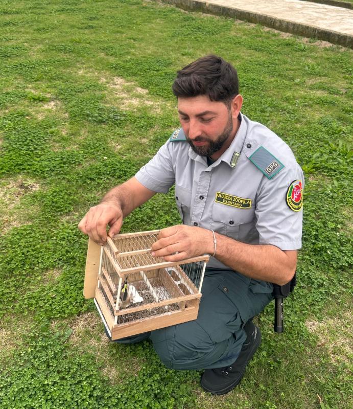 Una guardia venatoria e zoofila della Lipu
