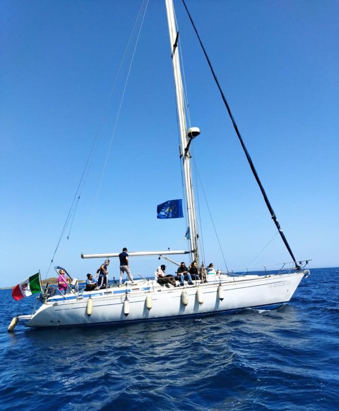 In barca nei pressi della Riserva naturale Isola delle Femmine (PA) 