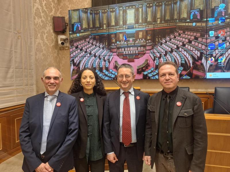 Da destra a sinistra: il presidente della Lipu Alessandro Polinori, il responsabile Antibracconaggio e Attività venatoria Giovanni Albarella, la responsabile dell'Oasi Lipu Chm di Ostia Ester Mantero e il volontario di Ostia Silvestro Raponsoli