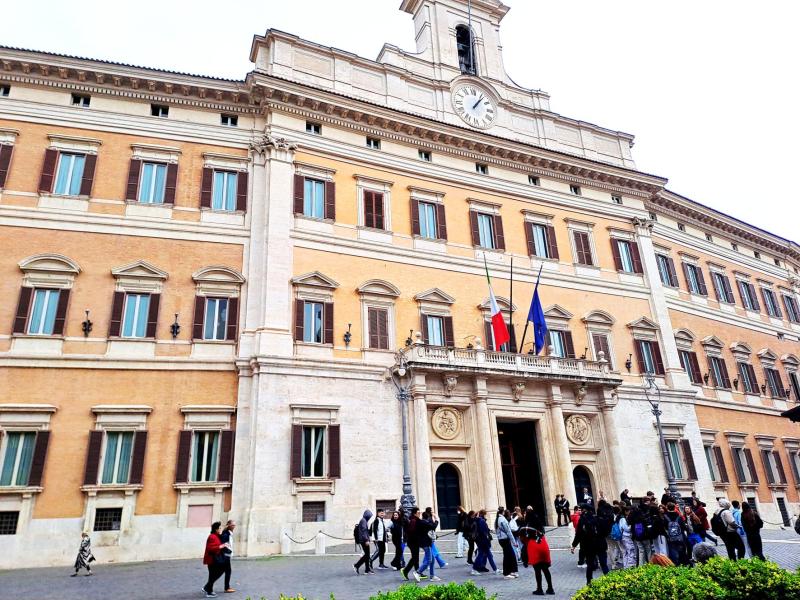 Piazza Montecitorio, Camera dei Deputati