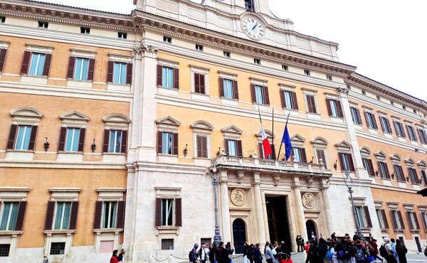 Piazza Montecitorio, Camera dei Deputati